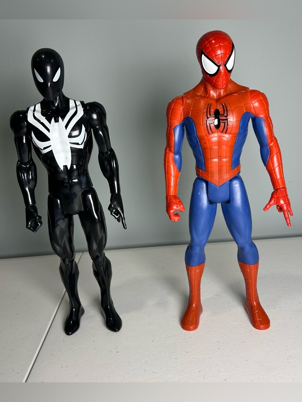 Spider-Man Action Figure Set Black Suit & Red & Blue